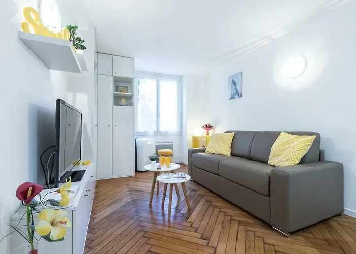 Cosy Malte * Μεντόν